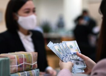 VND/USD Exchange Rate Session May 17: Commercial Banks Drive Sharp Increase in Buying Rates, Free Market Remains Stable for Three Consecutive Sessions