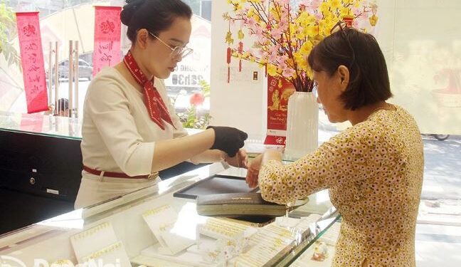 Morning Gold Price Table on 26 July: SJC Gold Bars Stable Amid Global Gold Fluctuations Around 2380 USD