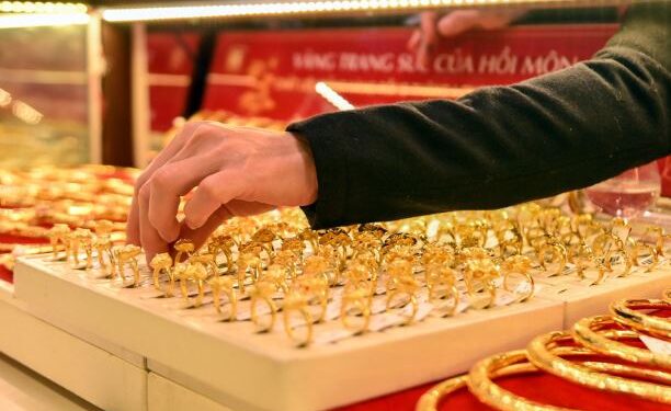 9999 Ring Gold on August 30: Domestic ring gold has not found a new peak as the world stagnates below the record mark